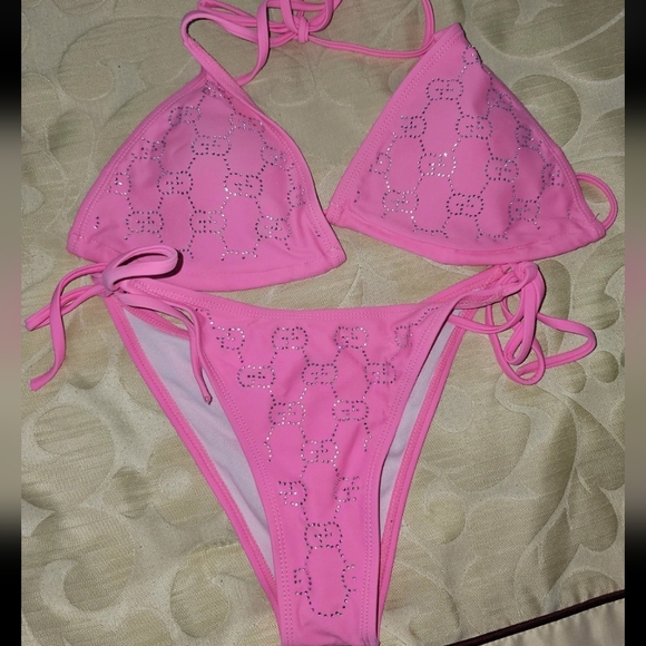 Pink Bikini Set - Picture 4 of 7